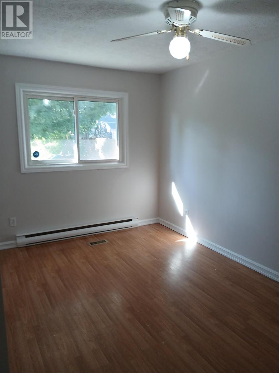 125 Laurier Rd, Elliot Lake, Ontario  P5A 2V1 - Photo 20 - SM262368