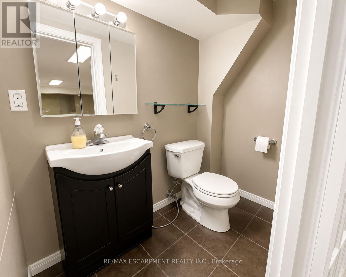 289 Sanatorium Road, Hamilton, Ontario L9C 1Z4 - Photo 12 - X13723660