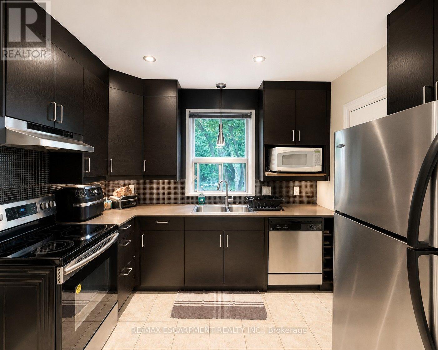 289 Sanatorium Road, Hamilton, Ontario L9C 1Z4 - Photo 4 - X13723660