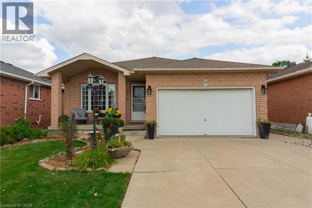 54 REPUBLIC Avenue, Hamilton, Ontario
