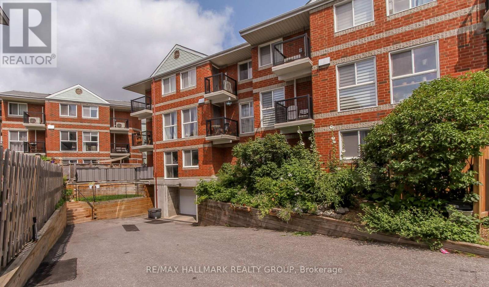 8 - 3 ARMSTRONG STREET, ottawa, Ontario