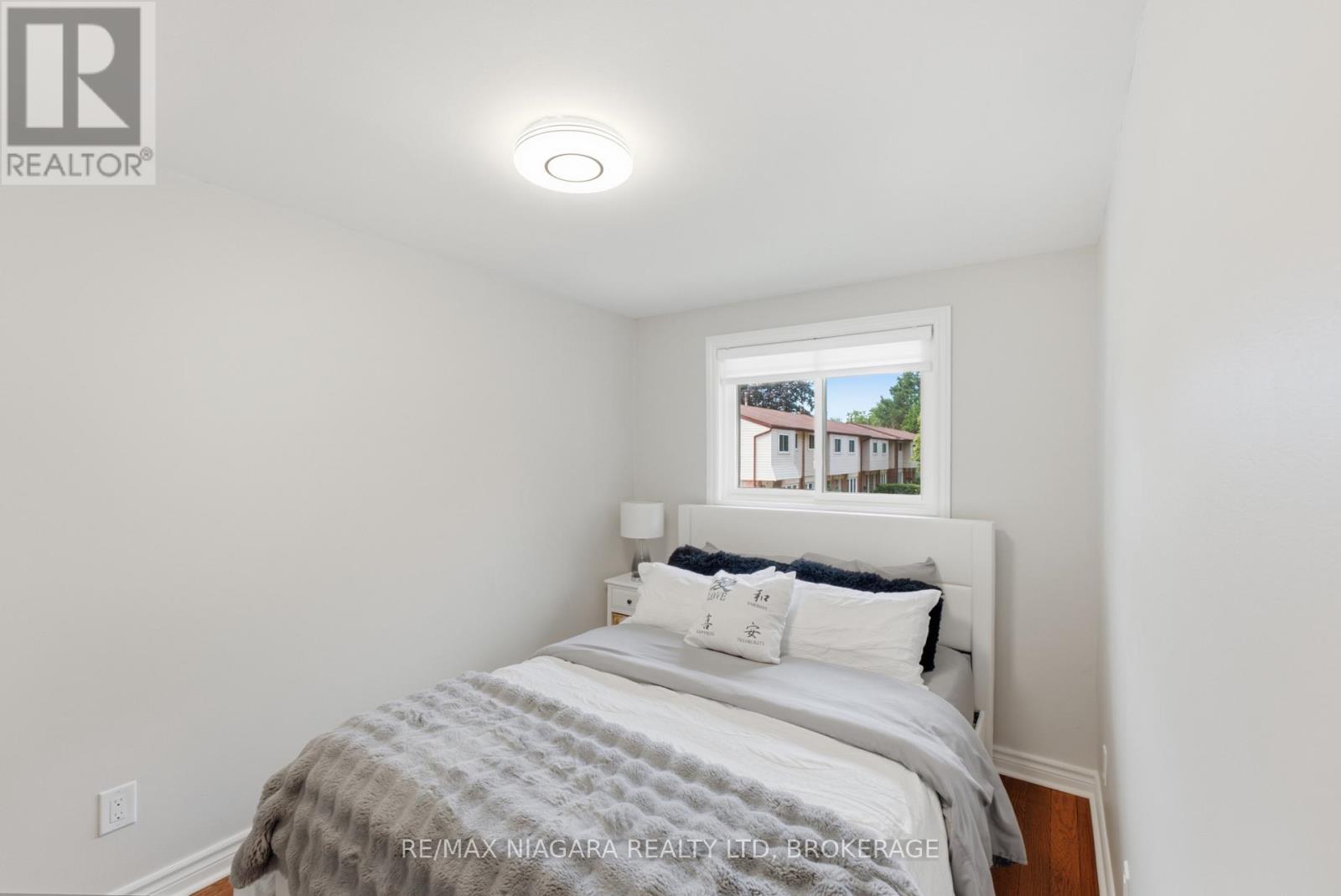 35 - 2 Weiden Street, St. Catharines, Ontario  L2M 6W5 - Photo 13 - X13724760