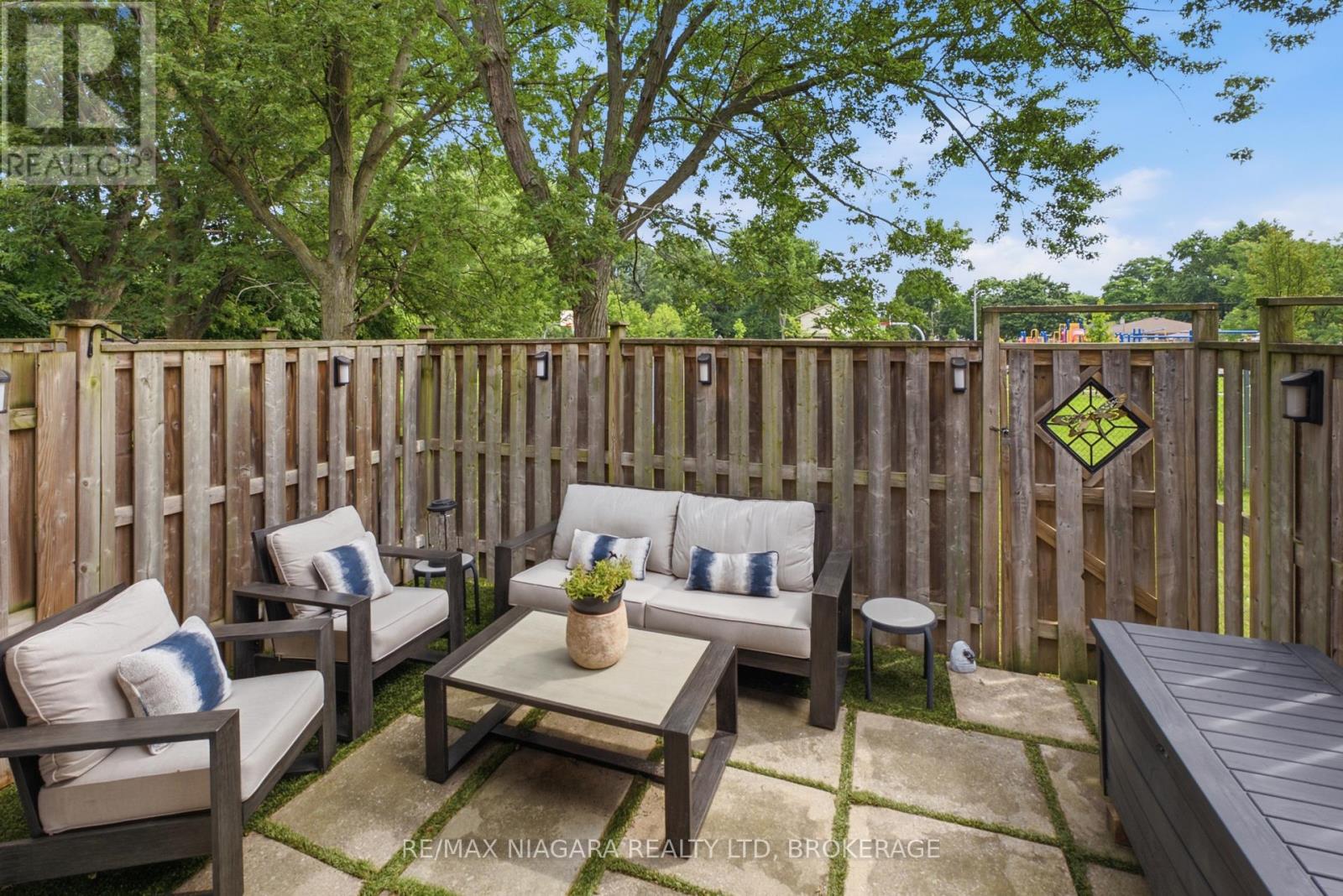 35 - 2 Weiden Street, St. Catharines, Ontario  L2M 6W5 - Photo 18 - X13724760