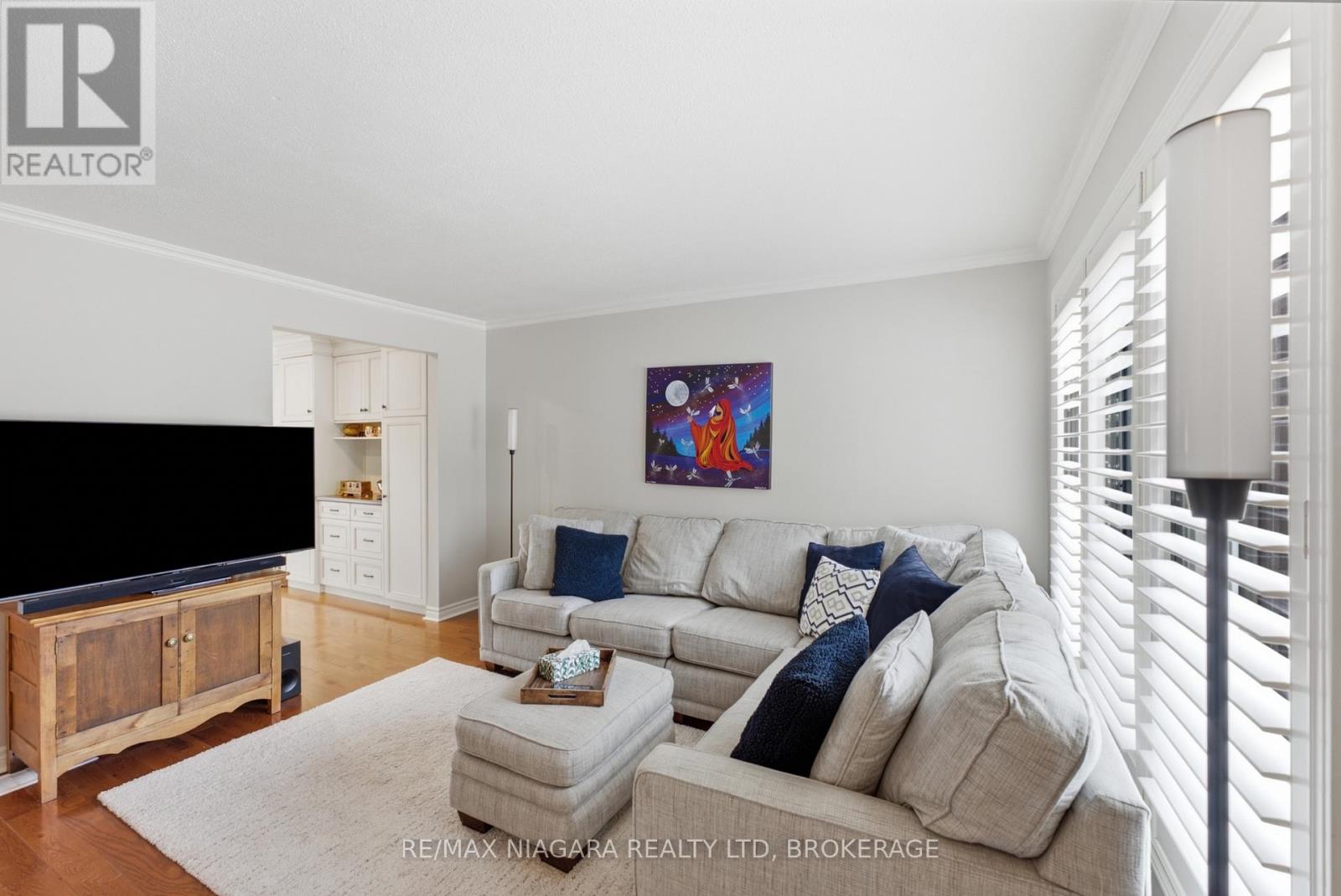 35 - 2 Weiden Street, St. Catharines, Ontario  L2M 6W5 - Photo 2 - X13724760
