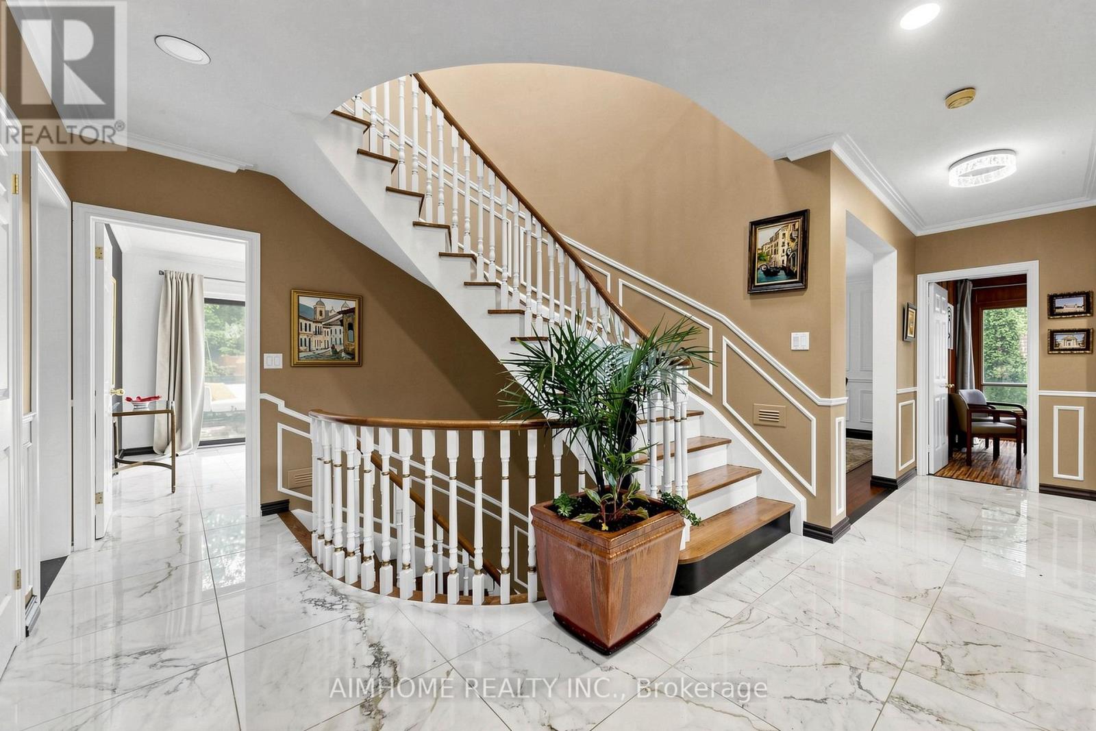 93 Clarinda Drive, Toronto, Ontario  M2K 2V2 - Photo 2 - C13724738