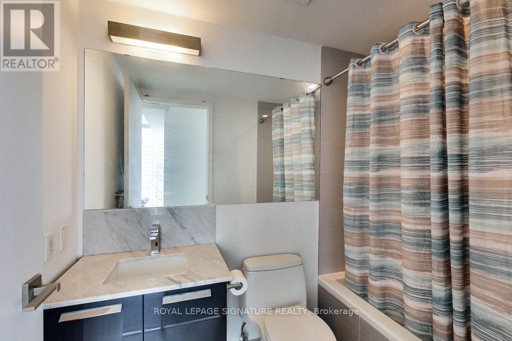 3402 - 28 Wellesley Street E, Toronto, Ontario  M4Y 0C4 - Photo 17 - C13724740