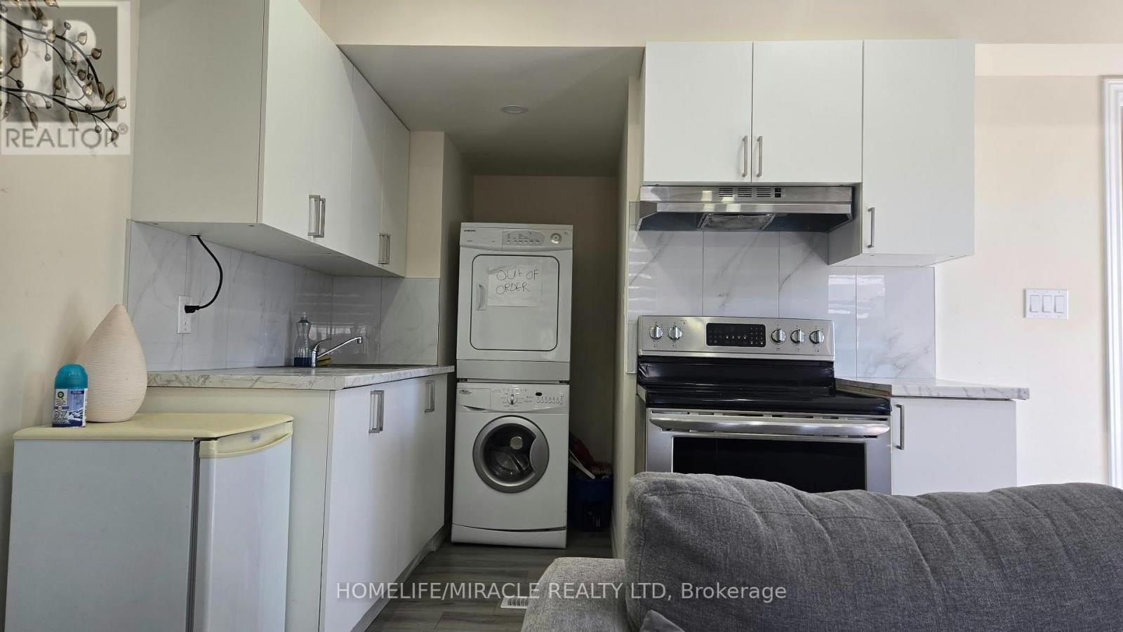771 Chinook Path, Oshawa, Ontario  L1H 0A7 - Photo 21 - E13724726