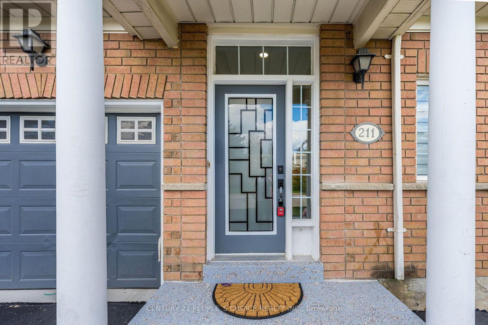211 Wildberry Crescent, Vaughan, Ontario  L4H 2H7 - Photo 4 - N13724756