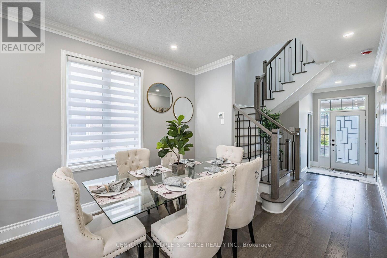 211 Wildberry Crescent, Vaughan, Ontario  L4H 2H7 - Photo 6 - N13724756