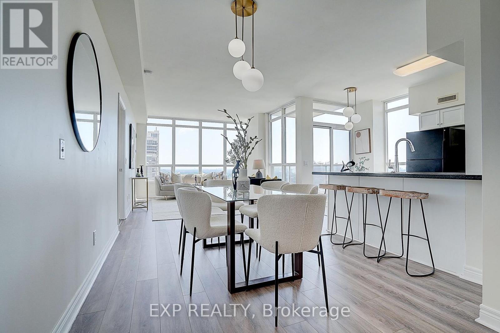 1404 - 60 Disera Drive, Vaughan, Ontario  L4J 9G1 - Photo 6 - N13724798