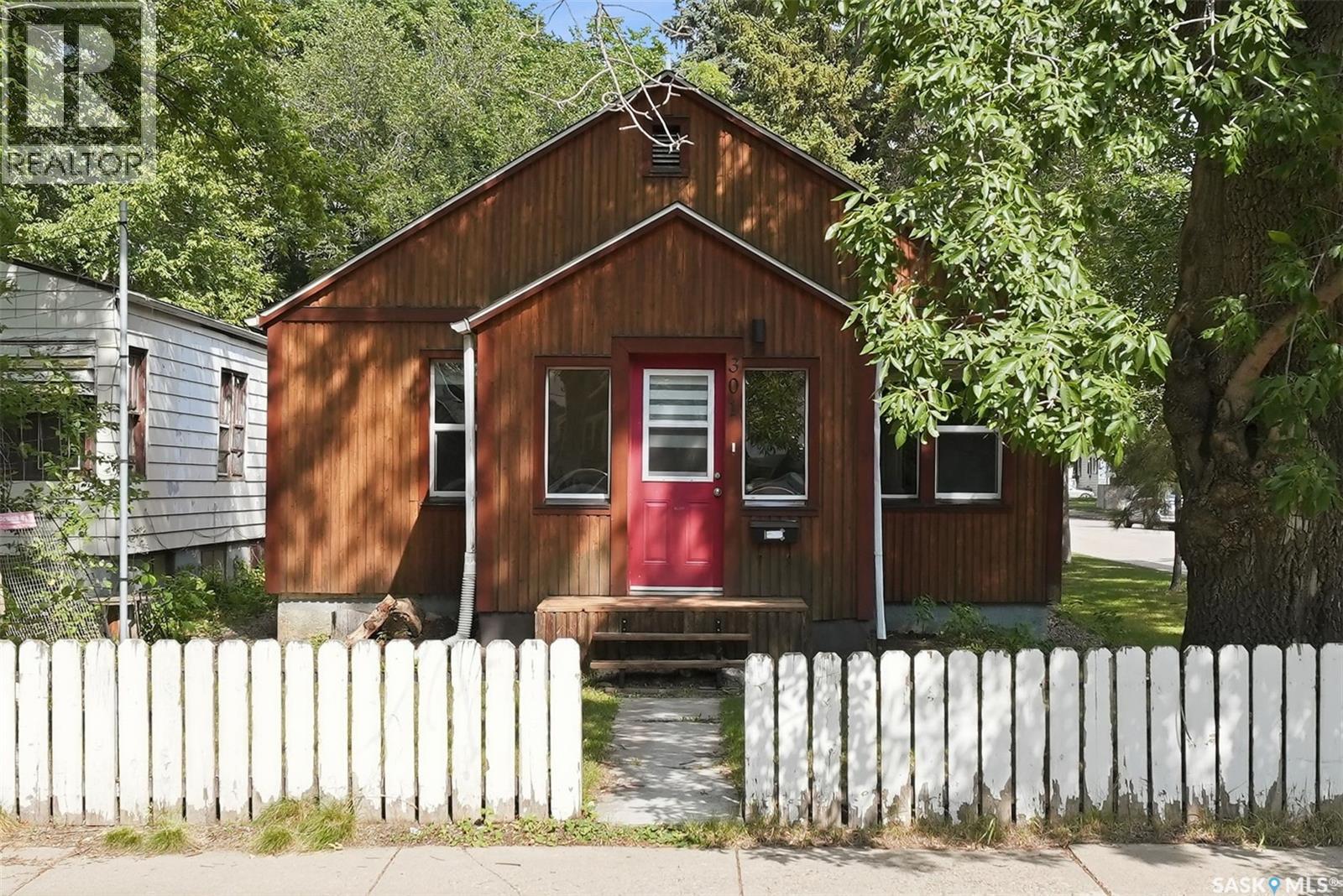 301 Taylor Street W, Saskatoon, Saskatchewan  S7M 0C6 - Photo 3 - SK046904