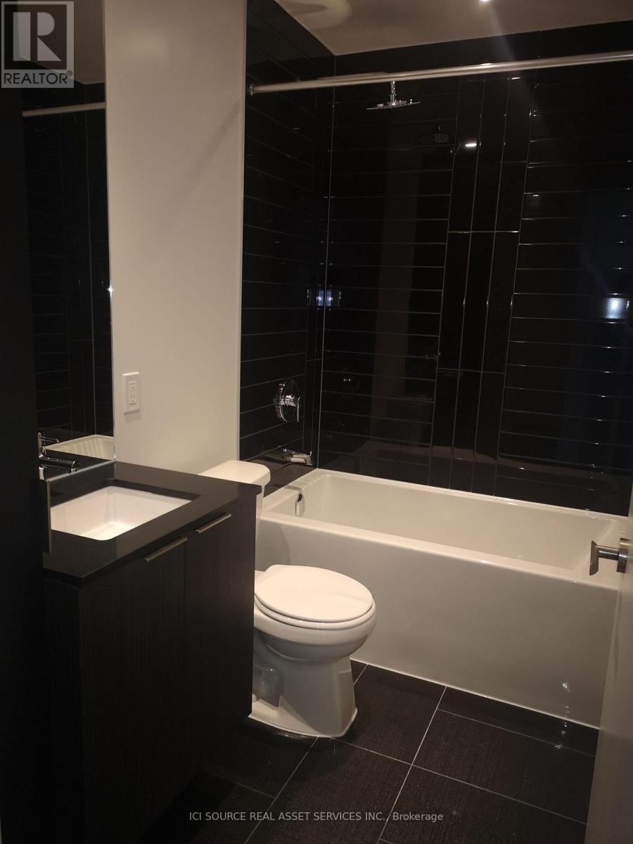 1804 - 448 Burnhamthorpe Road, Mississauga, Ontario  L5B 0R4 - Photo 7 - W13724718