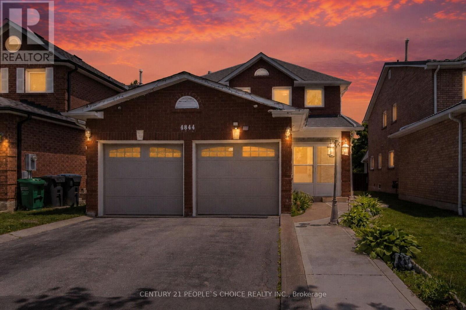 4844 Owl Circle, Mississauga, Ontario  L4Z 2P7 - Photo 2 - W13724772