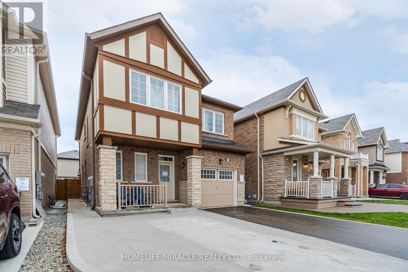 2 - 15 Averill Road, Brampton, Ontario  L7A 5A7 - Photo 4 - W13724774