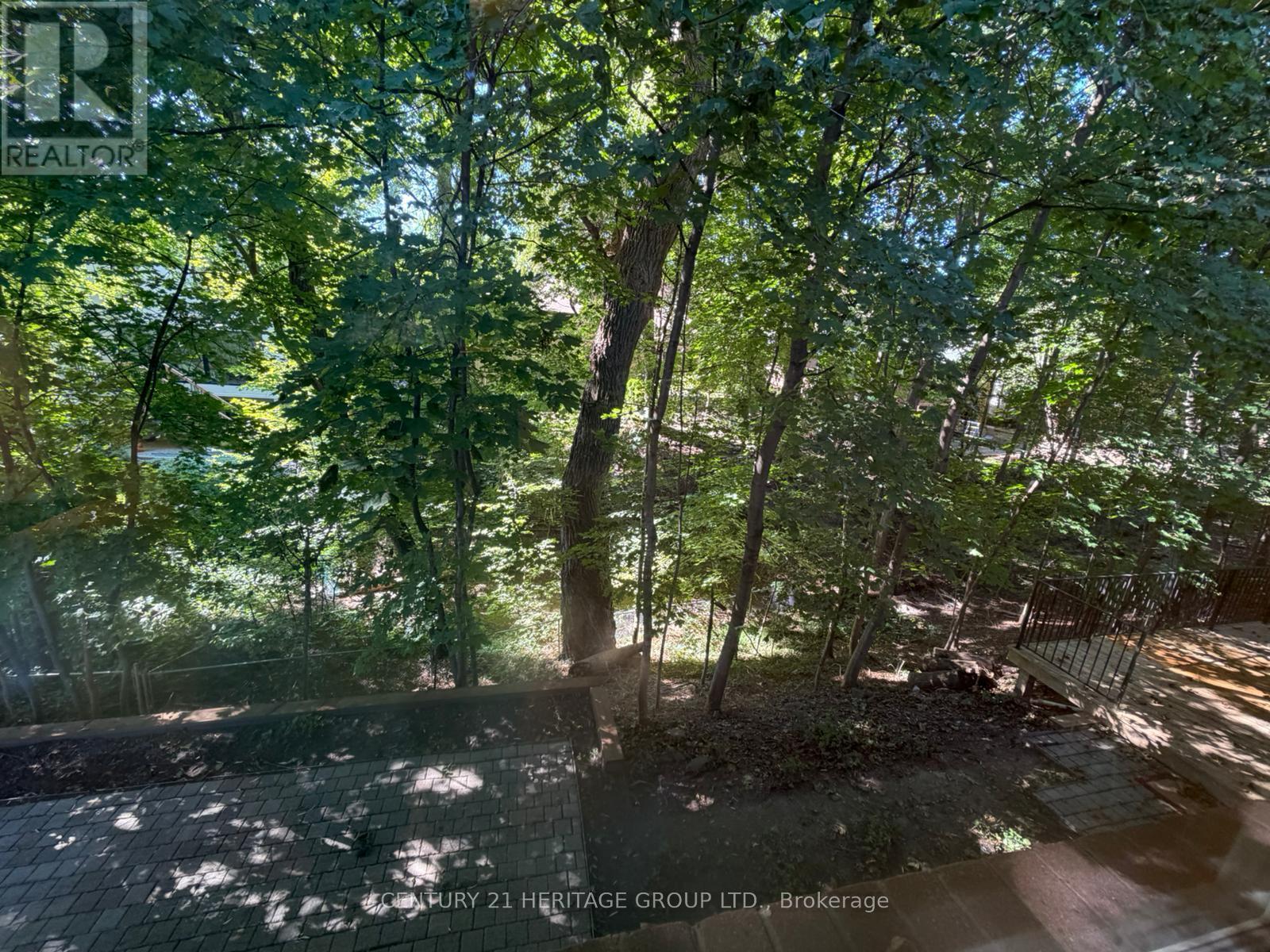 Main - 17 Hi Mount Drive, Toronto, Ontario  M2K 1X3 - Photo 23 - C13724392