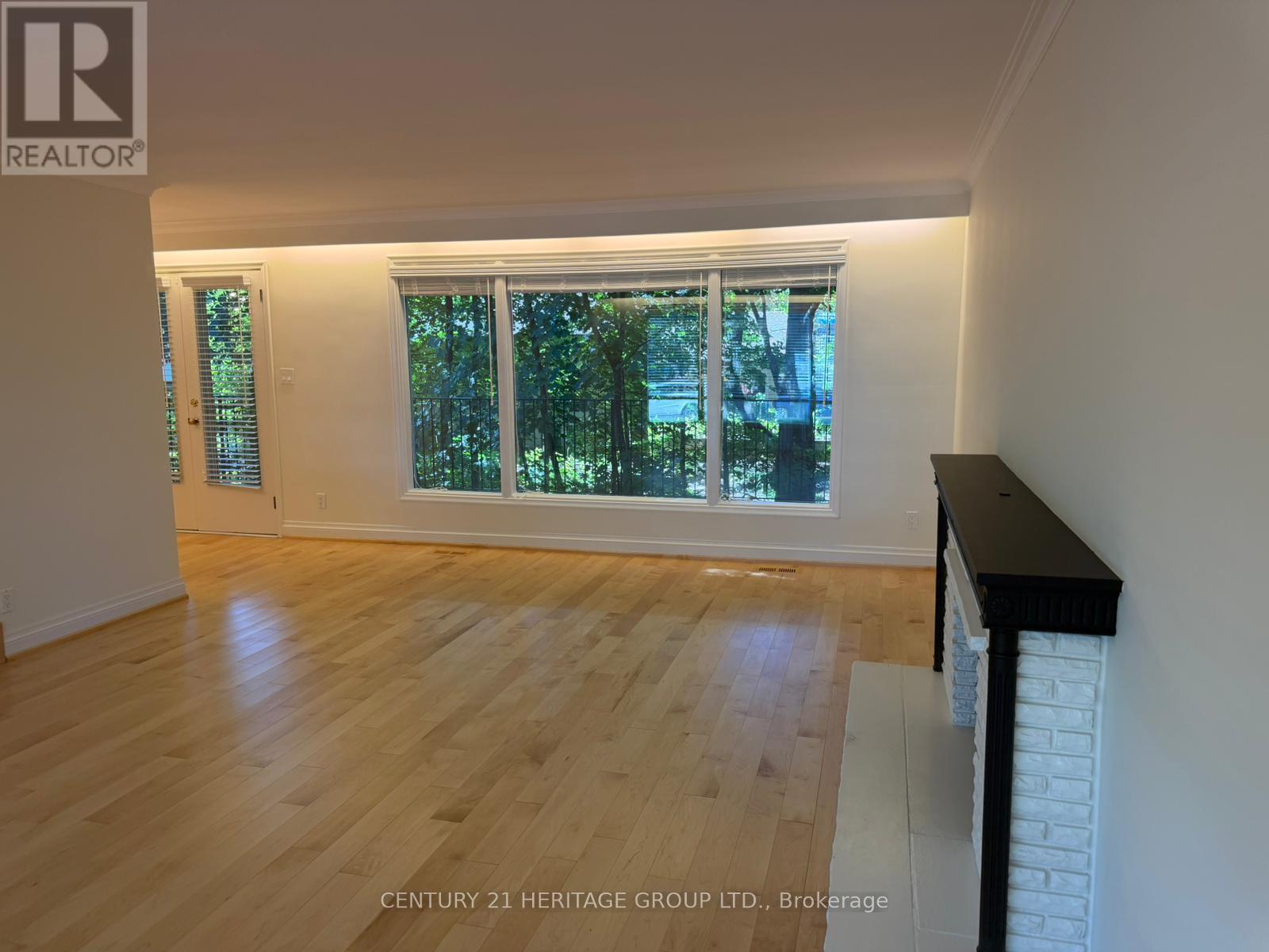Main - 17 Hi Mount Drive, Toronto, Ontario  M2K 1X3 - Photo 11 - C13724392