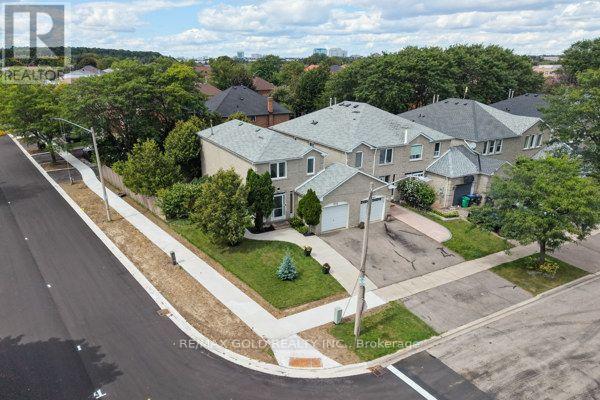 391 Assiniboine Trail, Mississauga, Ontario  L5R 2E6 - Photo 7 - W13724232
