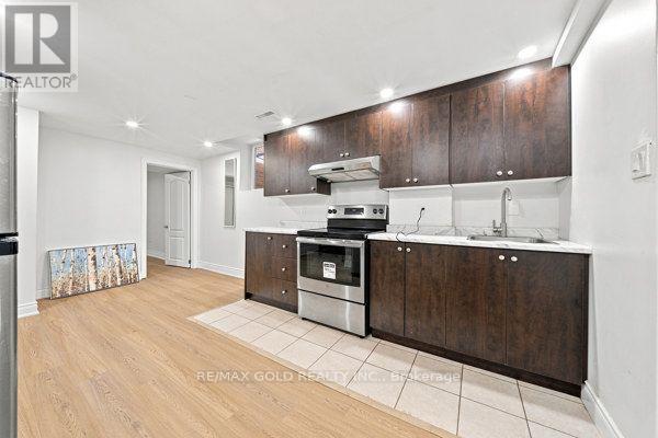391 Assiniboine Trail, Mississauga, Ontario  L5R 2E6 - Photo 36 - W13724232