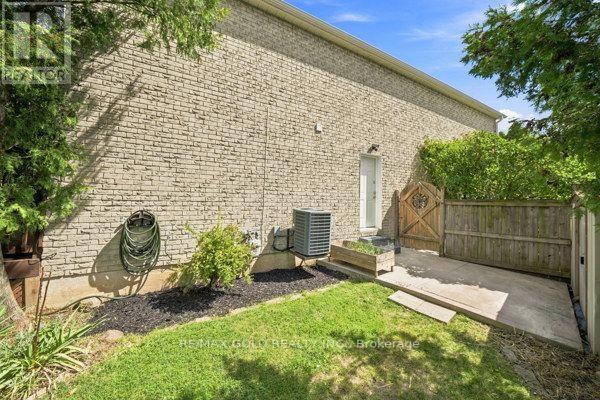 391 Assiniboine Trail, Mississauga, Ontario  L5R 2E6 - Photo 49 - W13724232
