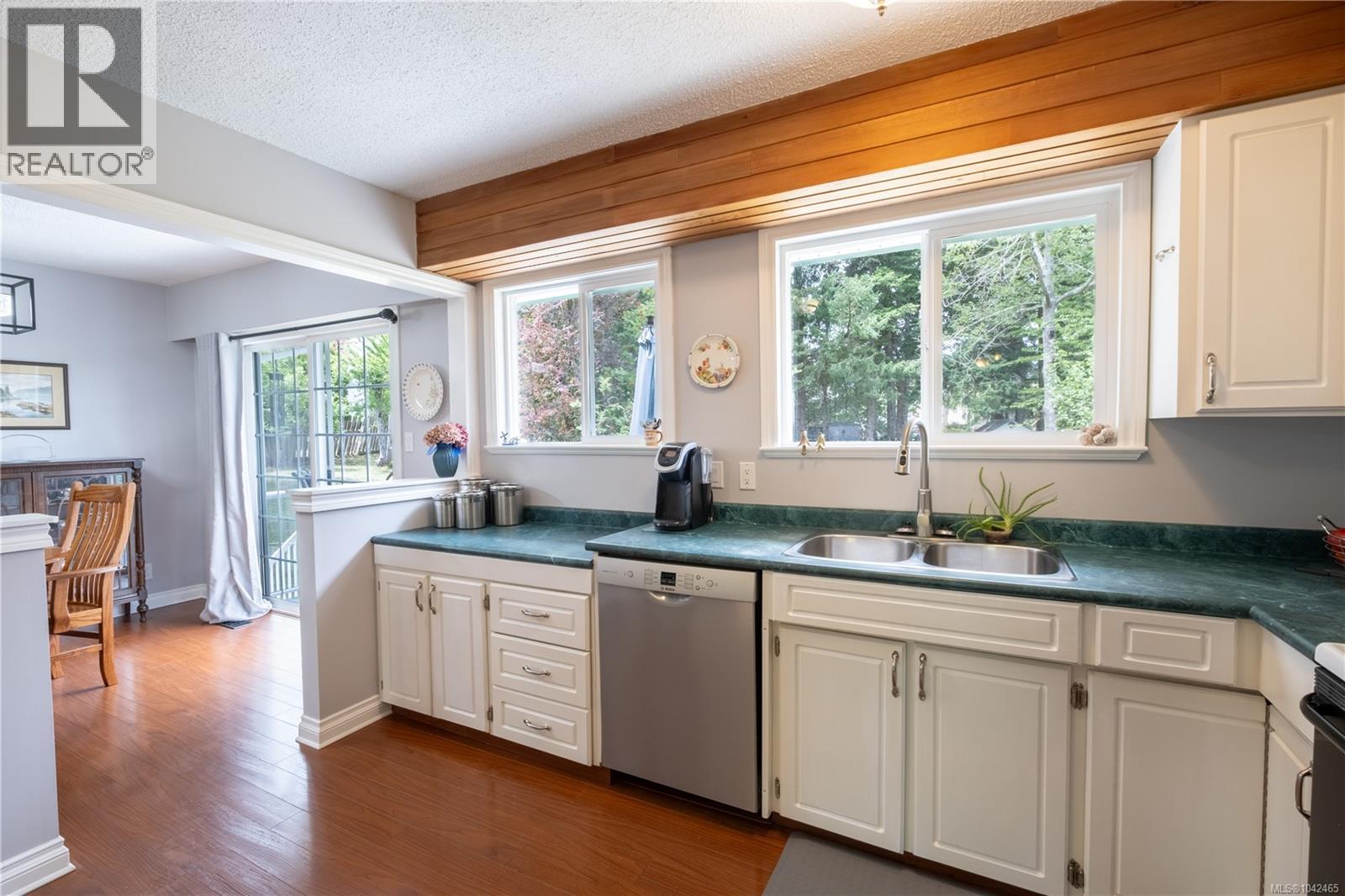 1709 Mahtmof Pl, Comox, British Columbia  V9M 2L9 - Photo 12 - 1042465