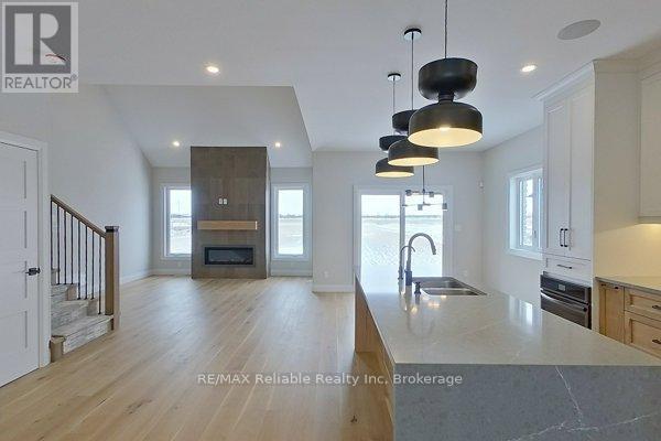 73590 Irene Crescent, Bluewater, Ontario  N0M 2T0 - Photo 7 - X13527294