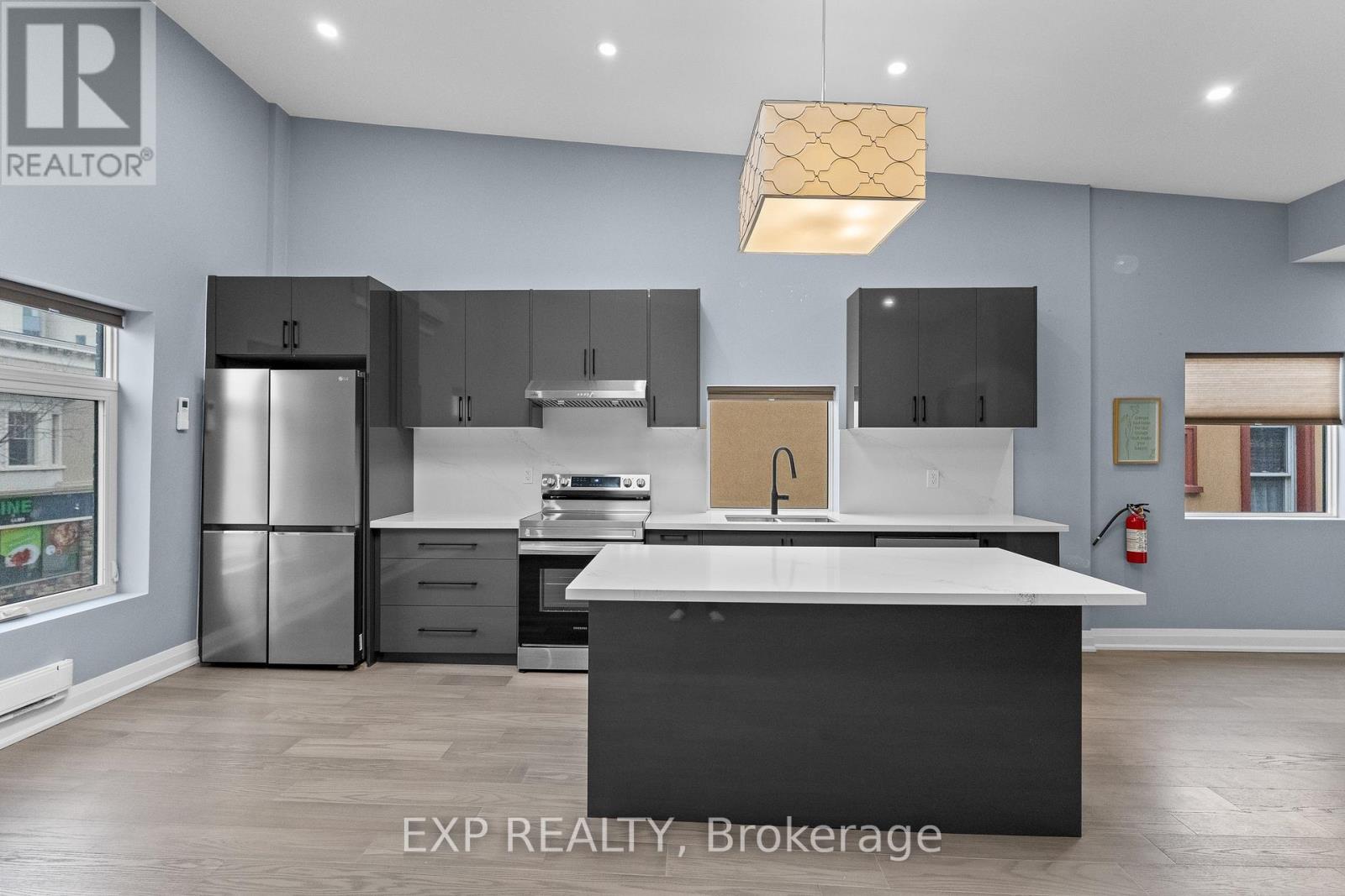 1 - 5850 Ferry Street, Niagara Falls, Ontario  L2G 1S9 - Photo 6 - X12837580