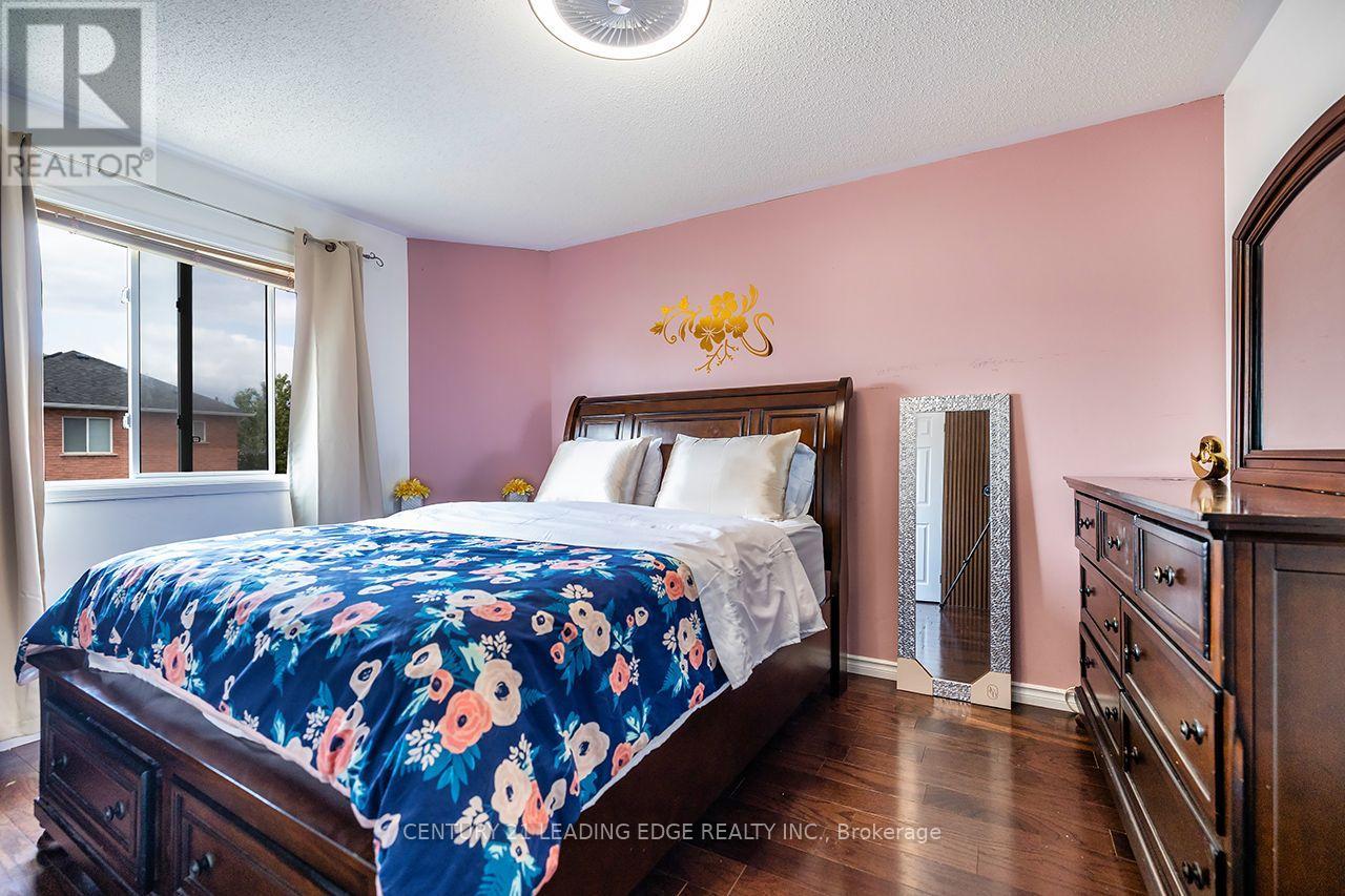 14 Guildwood Drive, Clarington, Ontario  L1C 5E1 - Photo 12 - E13724814