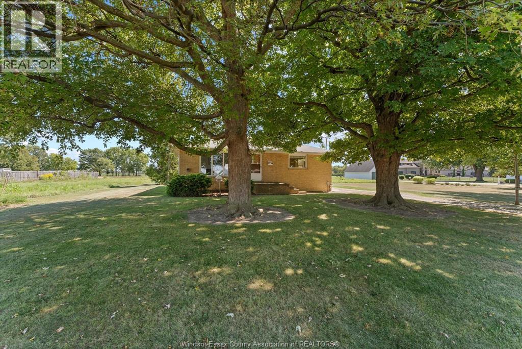 8330 Malden Road, Lasalle, Ontario  N9J 2V7 - Photo 26 - 26021042