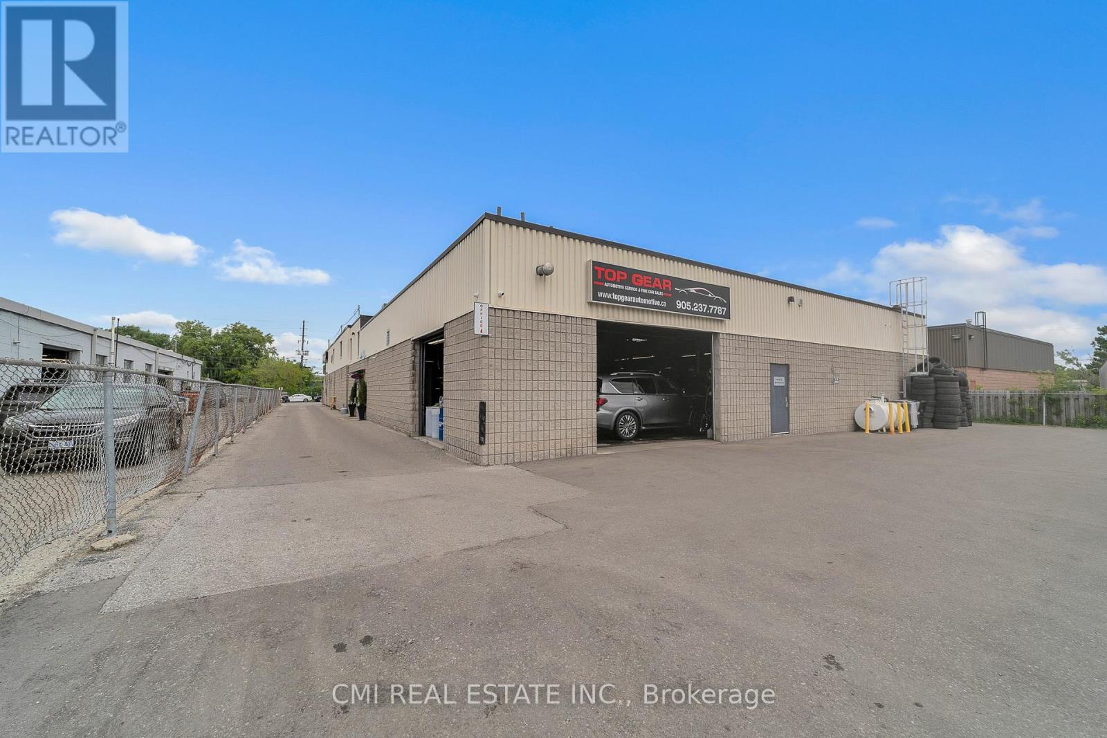2 - 60 INDUSTRIAL ROAD, Richmond Hill, Ontario