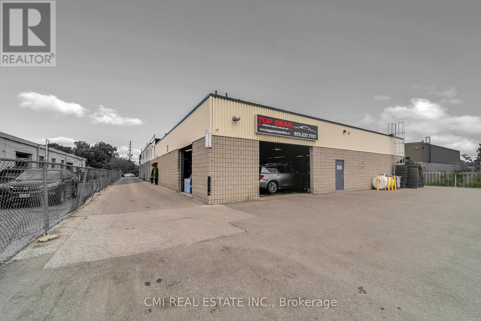 2 - 60 Industrial Road, Richmond Hill, Ontario L4C 2Y1 - Photo 2 - N13724832
