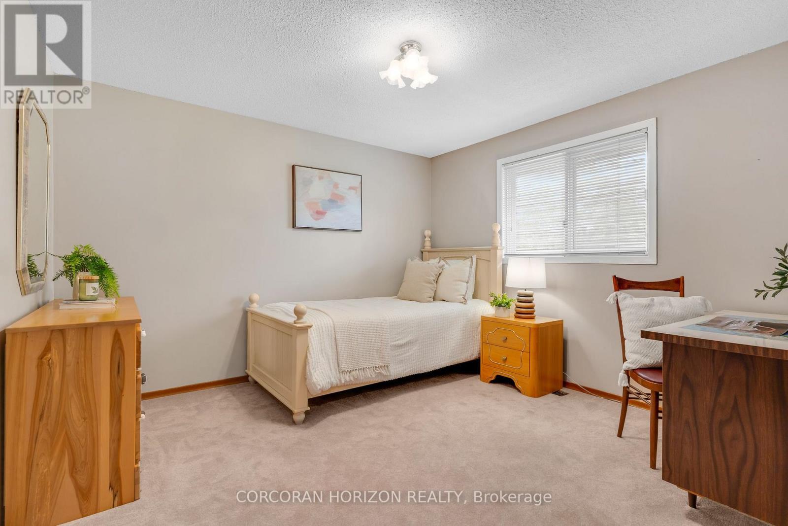 8 Blue Spruce Court, Kitchener, Ontario  N2N 1L1 - Photo 25 - X13724826