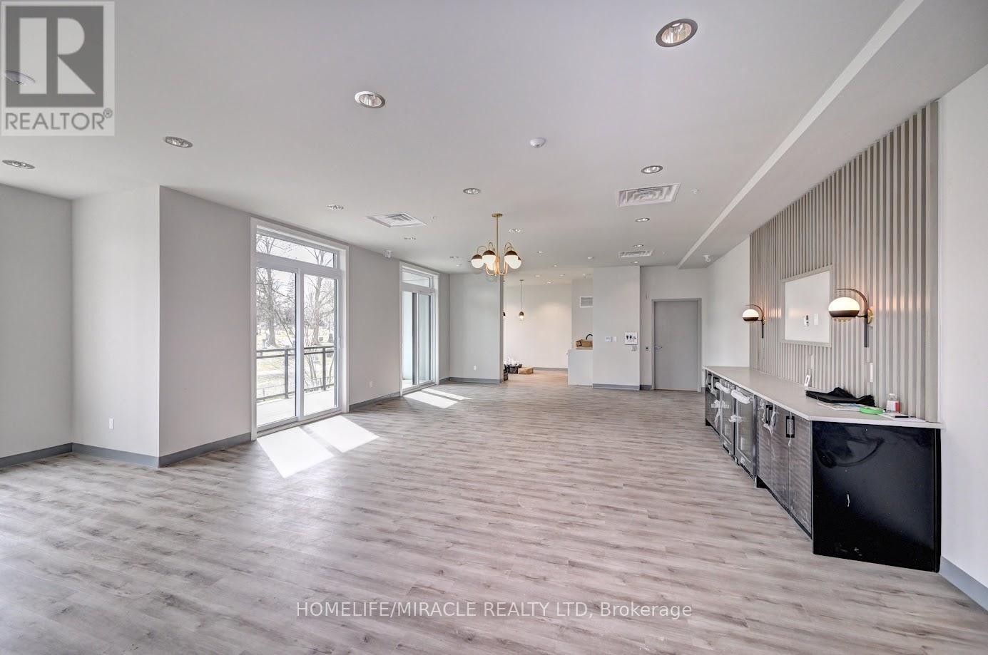 110 - 107 Rogers Street, Waterloo, Ontario N2J 0G3 - Photo 3 - X13724830
