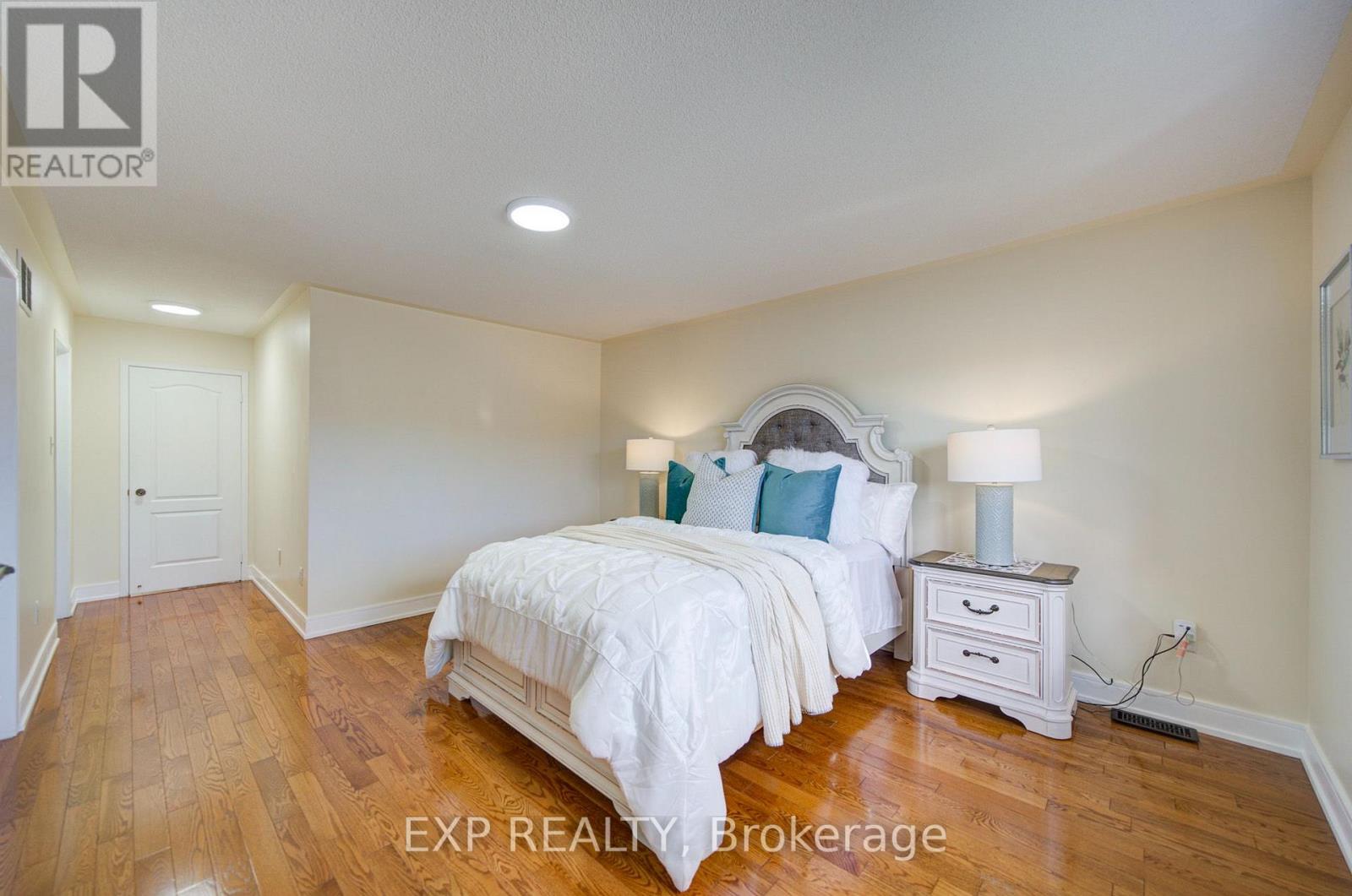 13 Kenilworth Gate, Markham, Ontario  L6B 0A4 - Photo 34 - N13722372