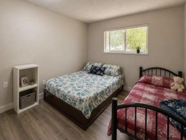 14565 91a Avenue, Surrey, British Columbia  V3R 7K6 - Photo 5 - R3159784