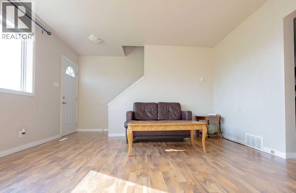 40, 305 5 Street, Wainwright, Alberta T9W 1A5 - Photo 9 - A2340978