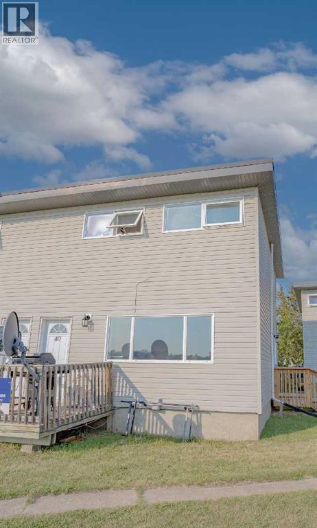 40, 305 5 Street, Wainwright, Alberta T9W 1A5 - Photo 2 - A2340978