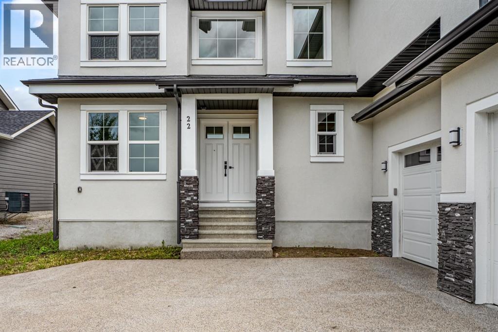 22 Cimarron Estates Gate, Okotoks, Alberta  T1S 0M9 - Photo 2 - A2322221