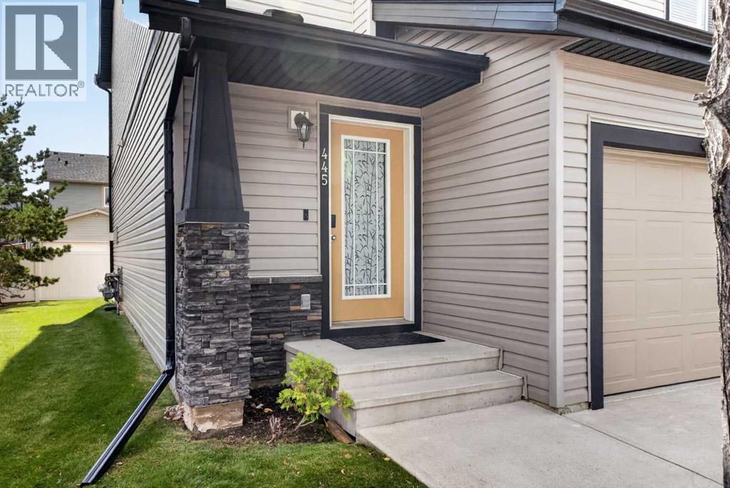 445 Copperpond Landing Se, Calgary, Alberta  T2Z 1G6 - Photo 3 - A2336594