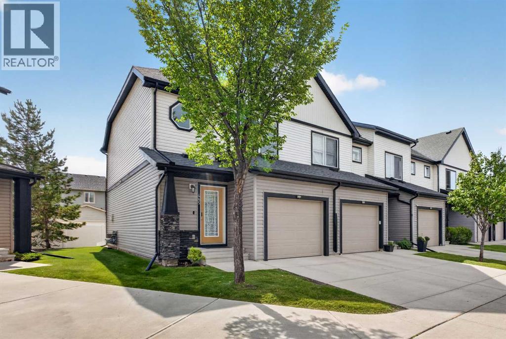 445 Copperpond Landing Se, Calgary, Alberta  T2Z 1G6 - Photo 2 - A2336594