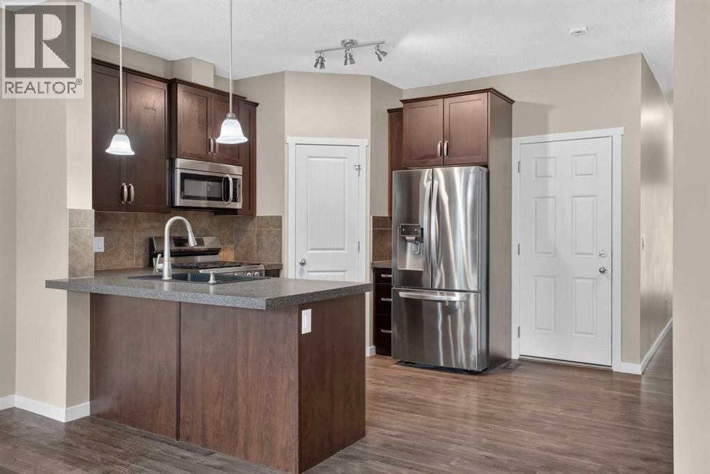 445 Copperpond Landing Se, Calgary, Alberta  T2Z 1G6 - Photo 13 - A2336594