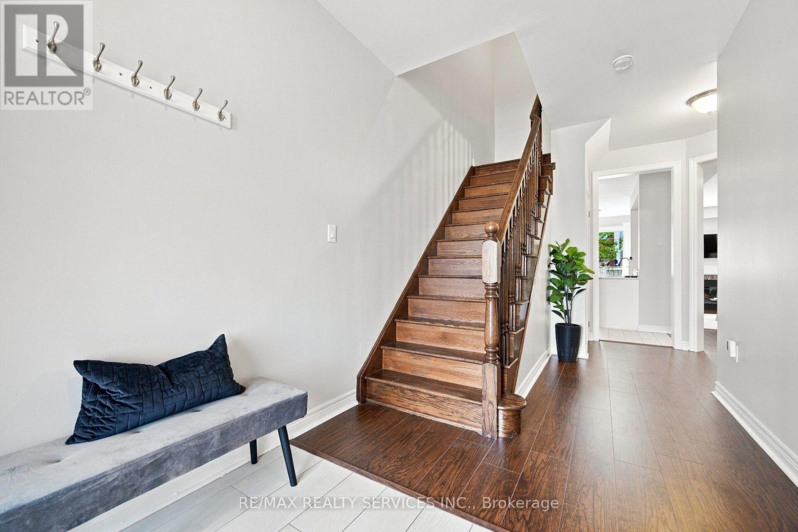 20 Cedarcrest Street, Caledon, Ontario  L7C 3P9 - Photo 16 - W13724746