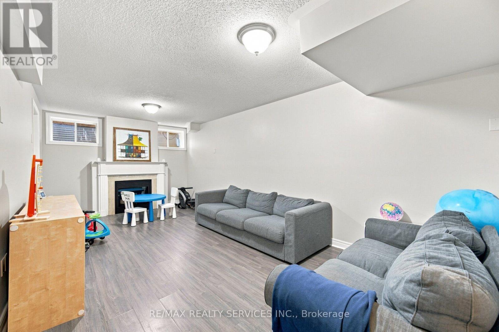 20 Cedarcrest Street, Caledon, Ontario  L7C 3P9 - Photo 34 - W13724746