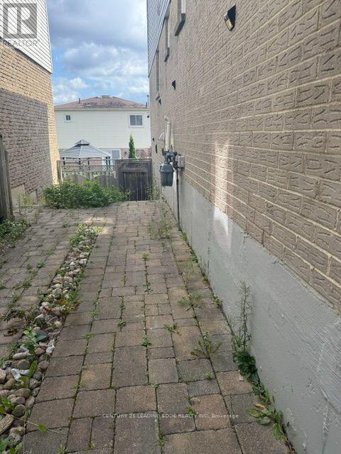 2009 Shay Drive, Pickering, Ontario  L1X 1Y1 - Photo 12 - E13724862