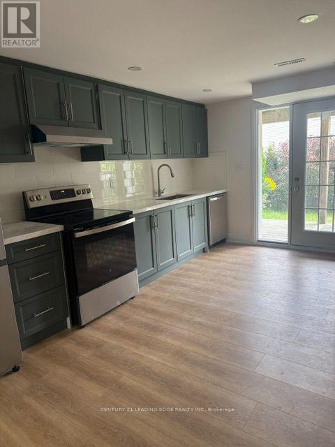 2009 Shay Drive, Pickering, Ontario  L1X 1Y1 - Photo 2 - E13724862