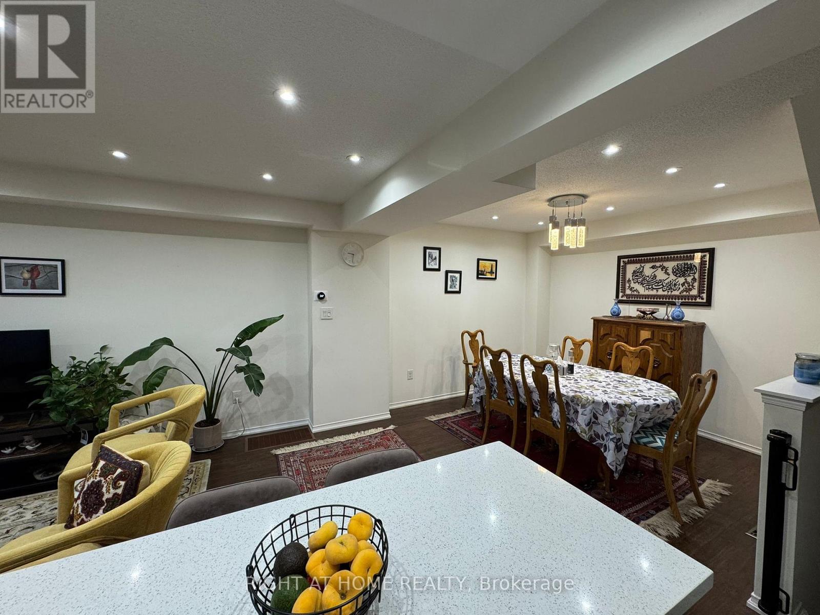 23 Linnell Street, Ajax, Ontario  L1Z 0K9 - Photo 13 - E13724866