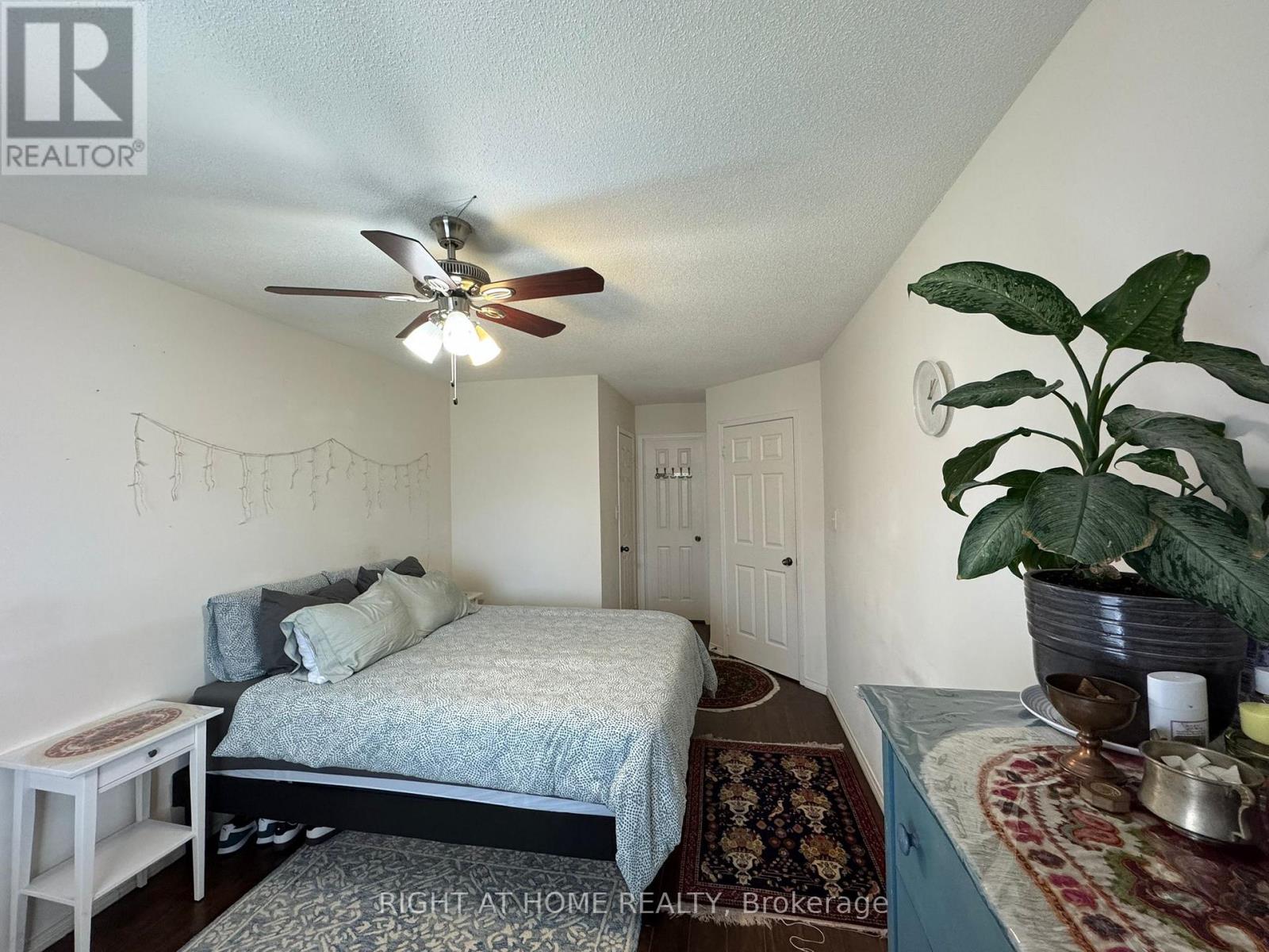 23 Linnell Street, Ajax, Ontario  L1Z 0K9 - Photo 20 - E13724866