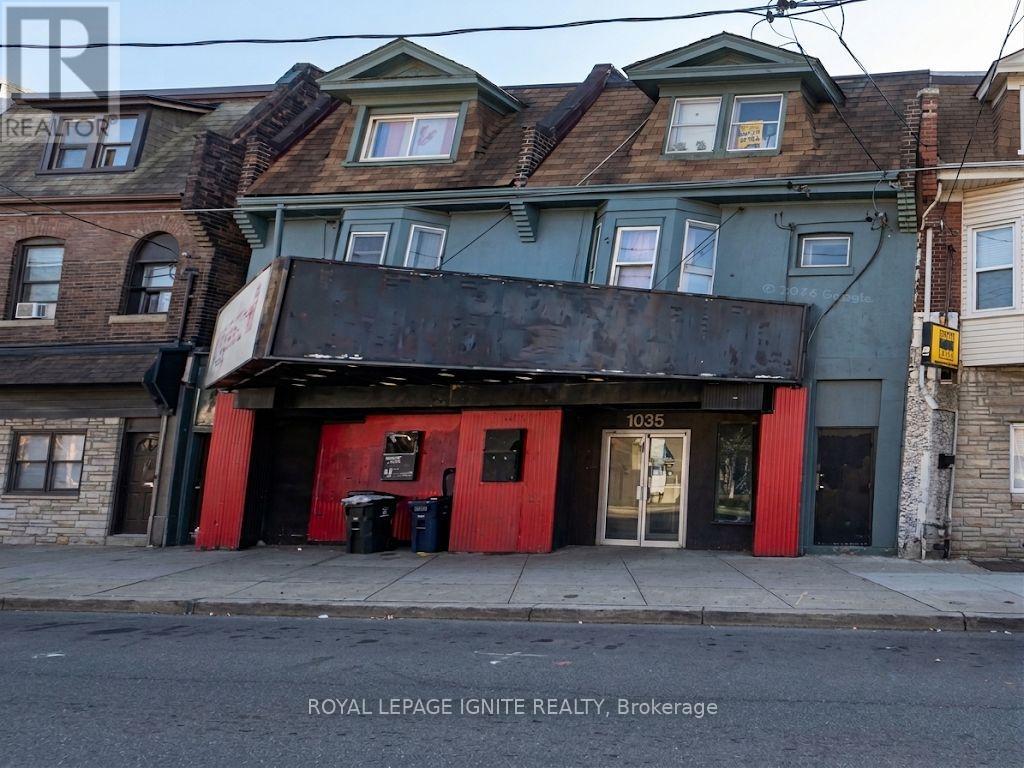 1035 GERRARD STREET E, Toronto, Ontario