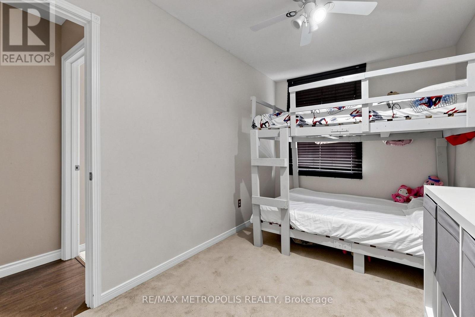 96 - 580 Eyer Drive, Pickering, Ontario L1W 3B7 - Photo 35 - E13724920