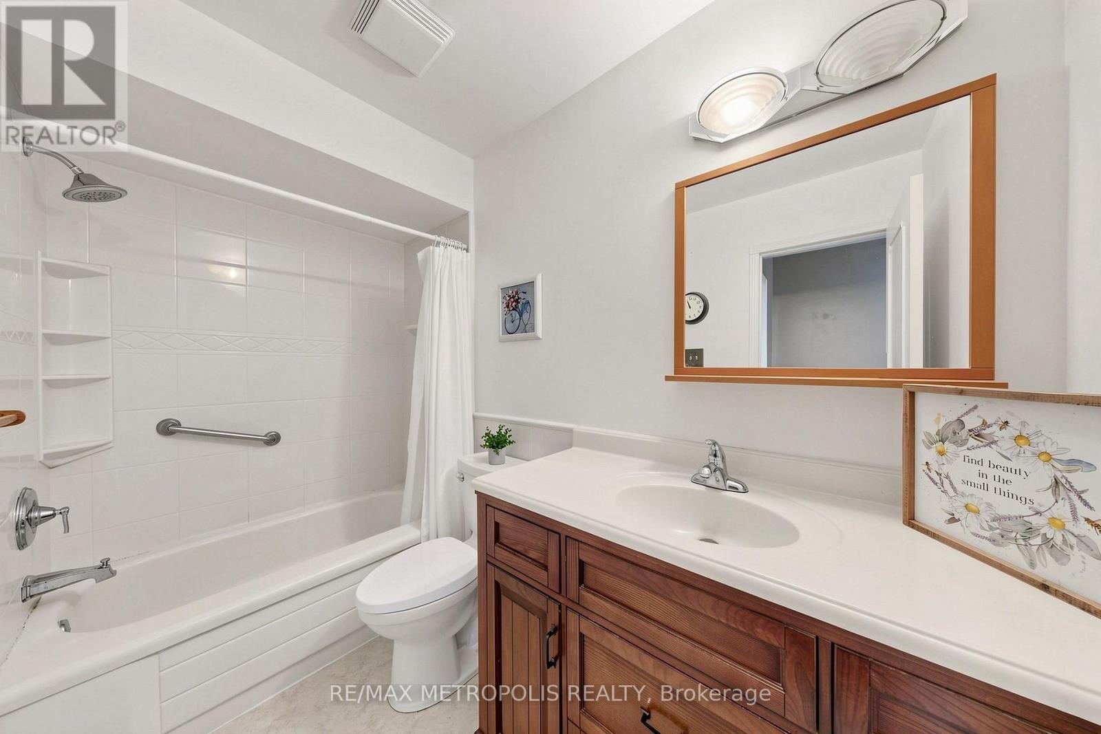 96 - 580 Eyer Drive, Pickering, Ontario L1W 3B7 - Photo 38 - E13724920
