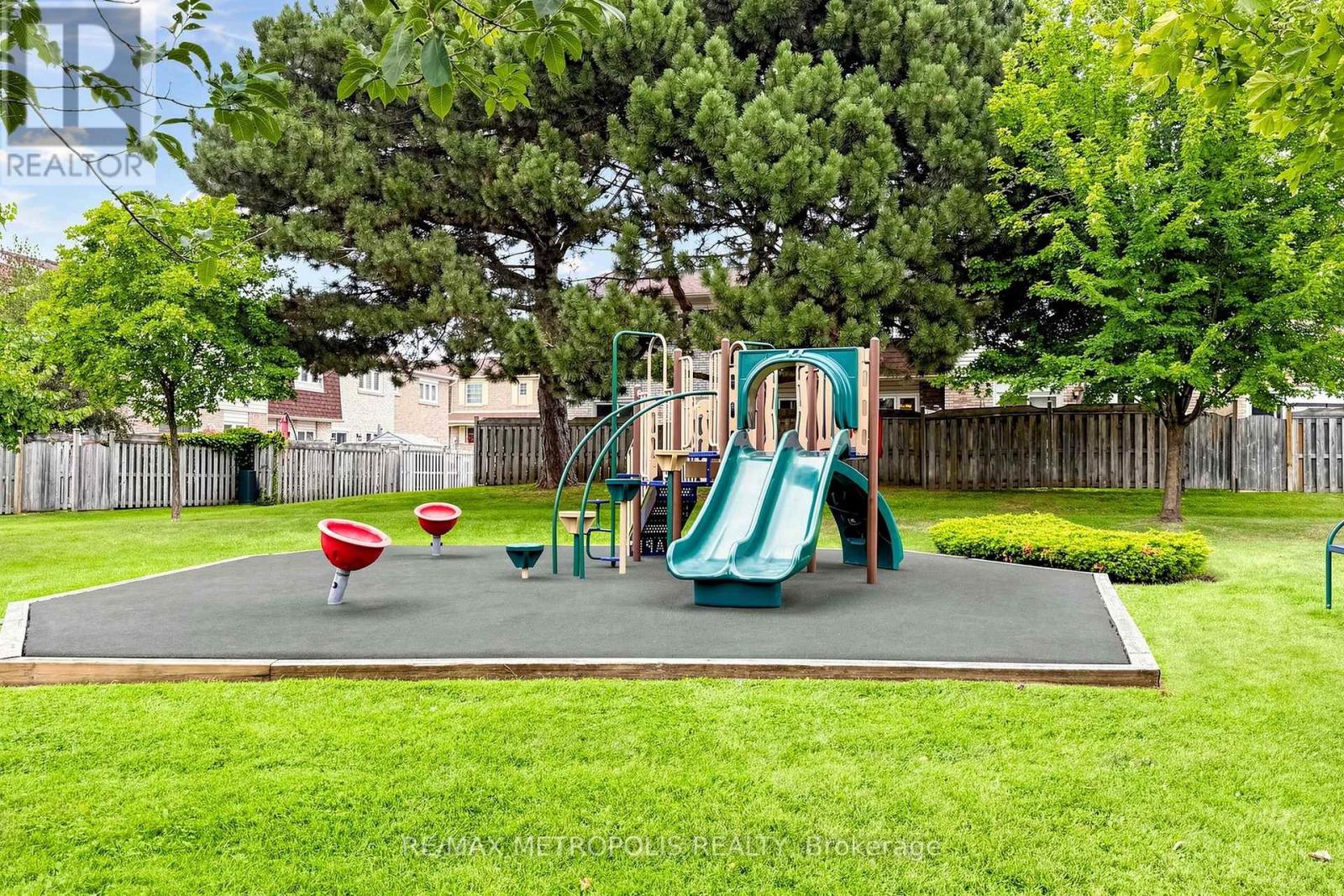 96 - 580 Eyer Drive, Pickering, Ontario L1W 3B7 - Photo 50 - E13724920